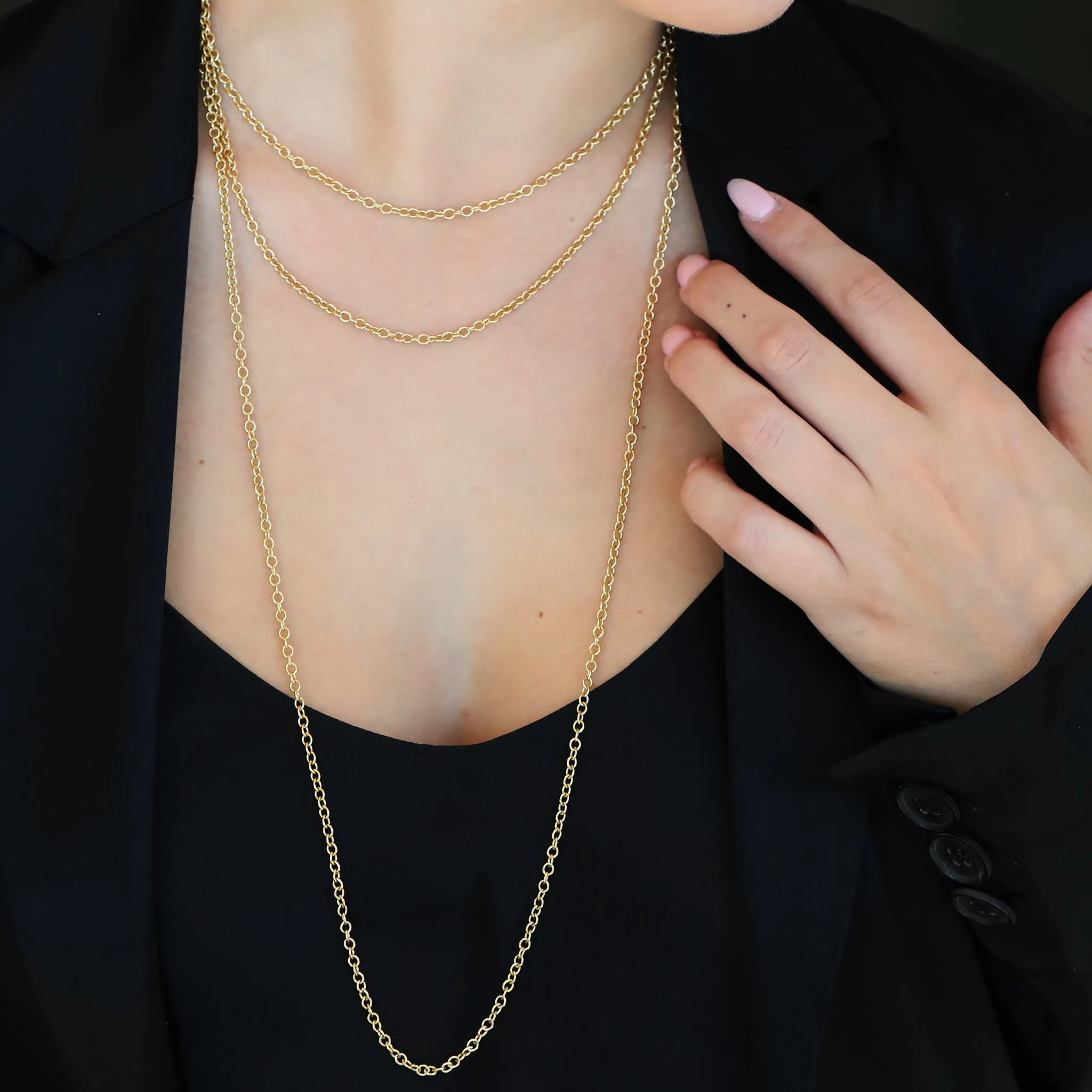 18K Gold Large Airy Cable Chain In 16