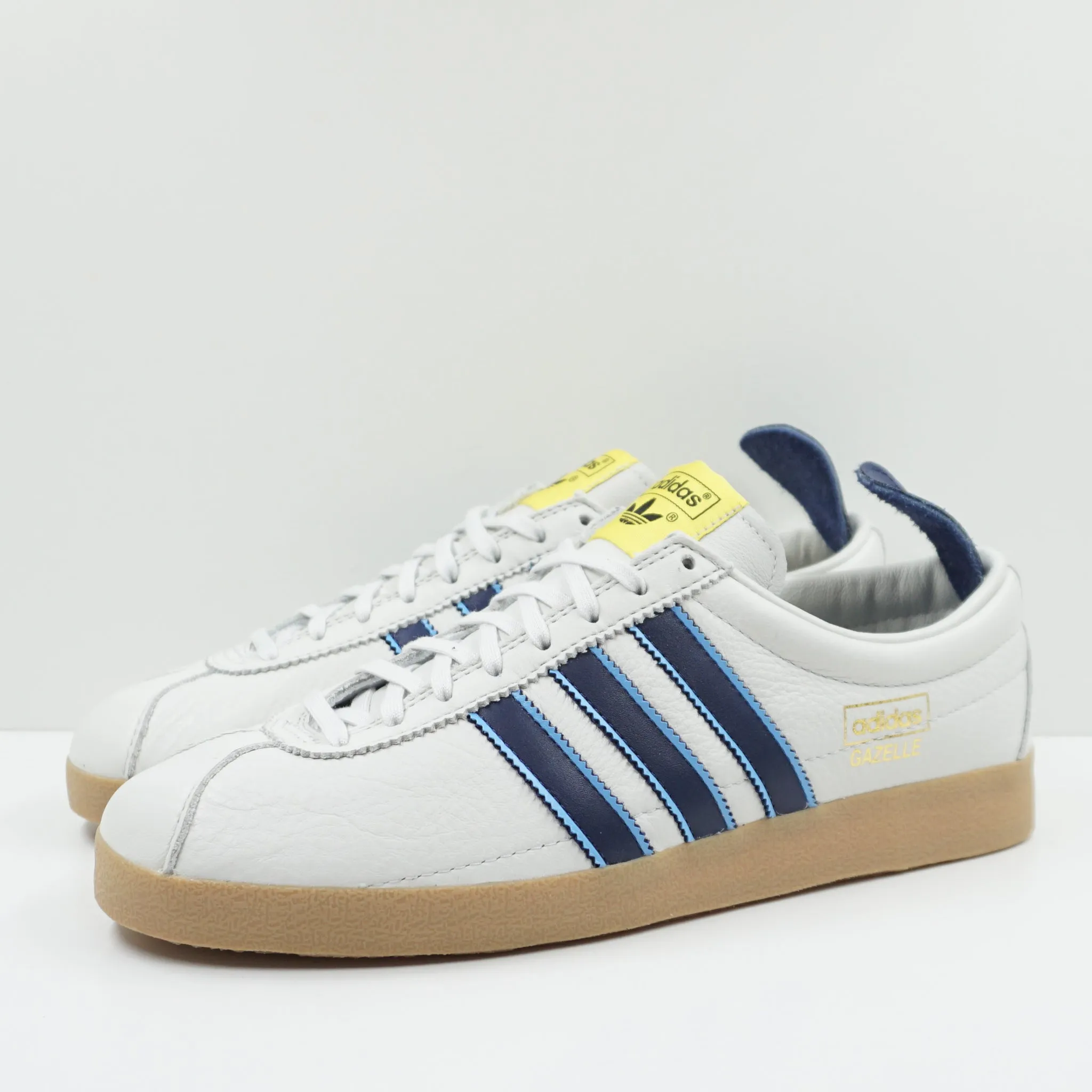 Adidas Gazelle Vintage Dentist Chair