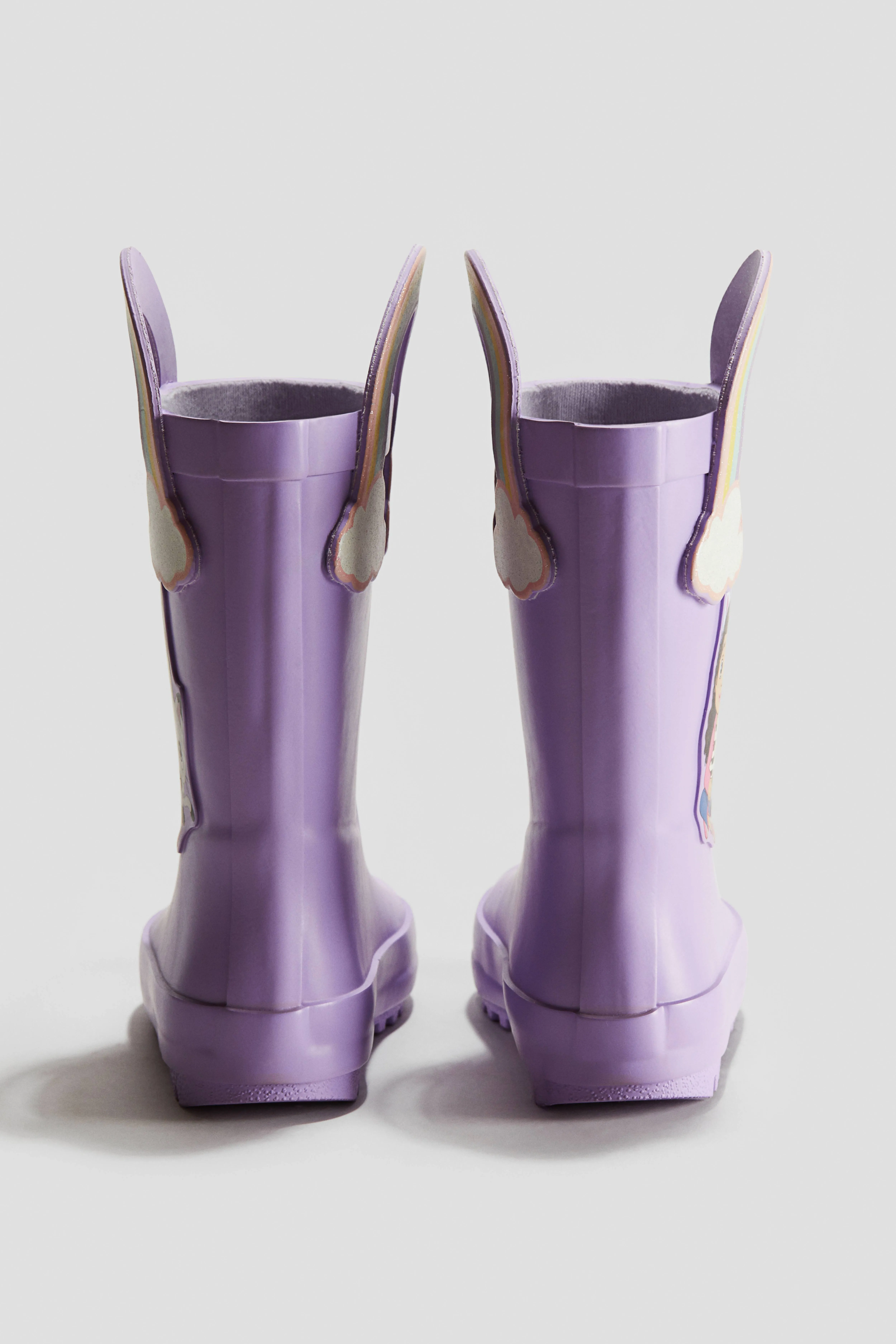 Embossed Wellingtons - No heel - Purple/Gabby's Dollhouse - Kids | H&M GB