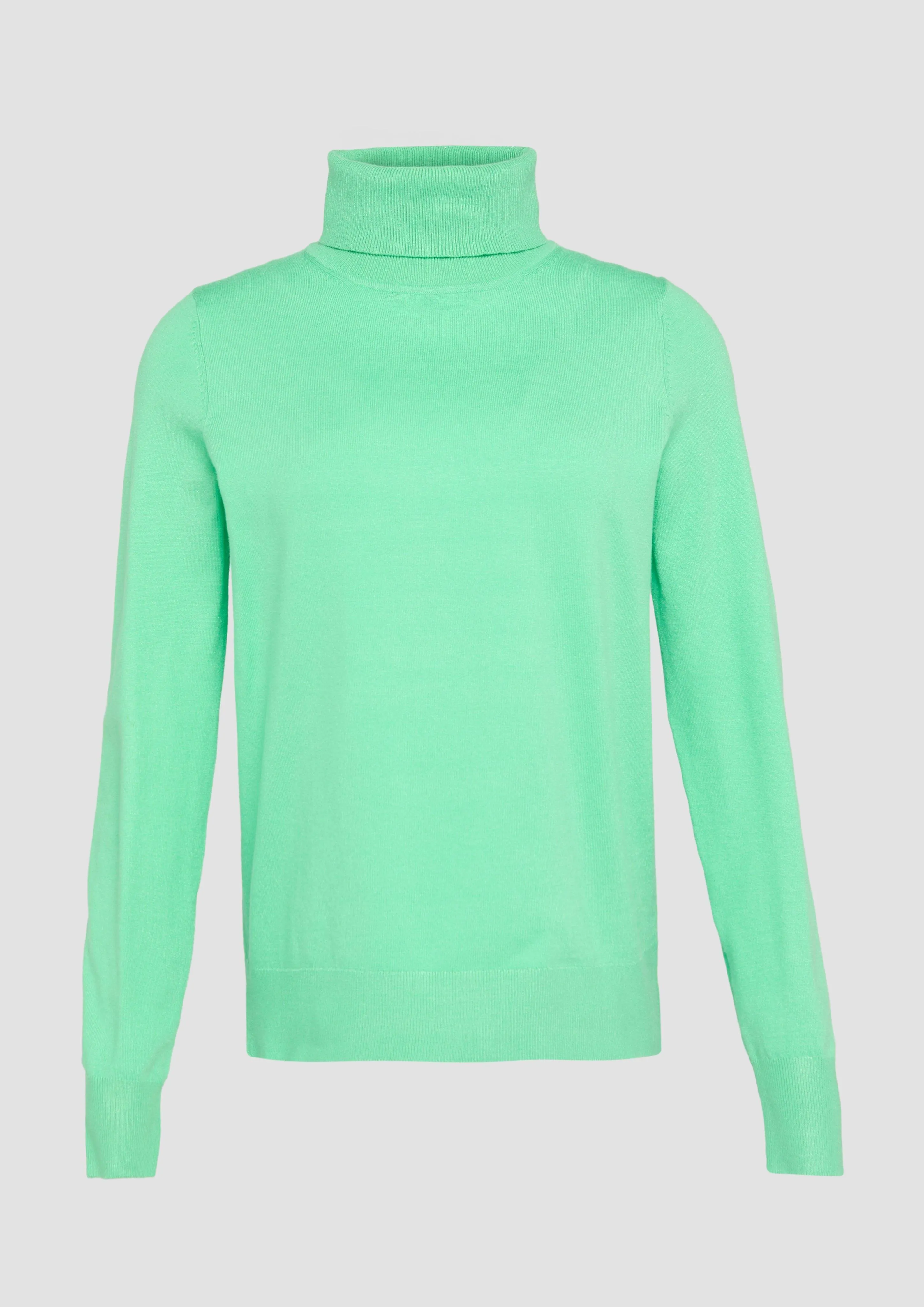 Fine knit jumper with a polo neck