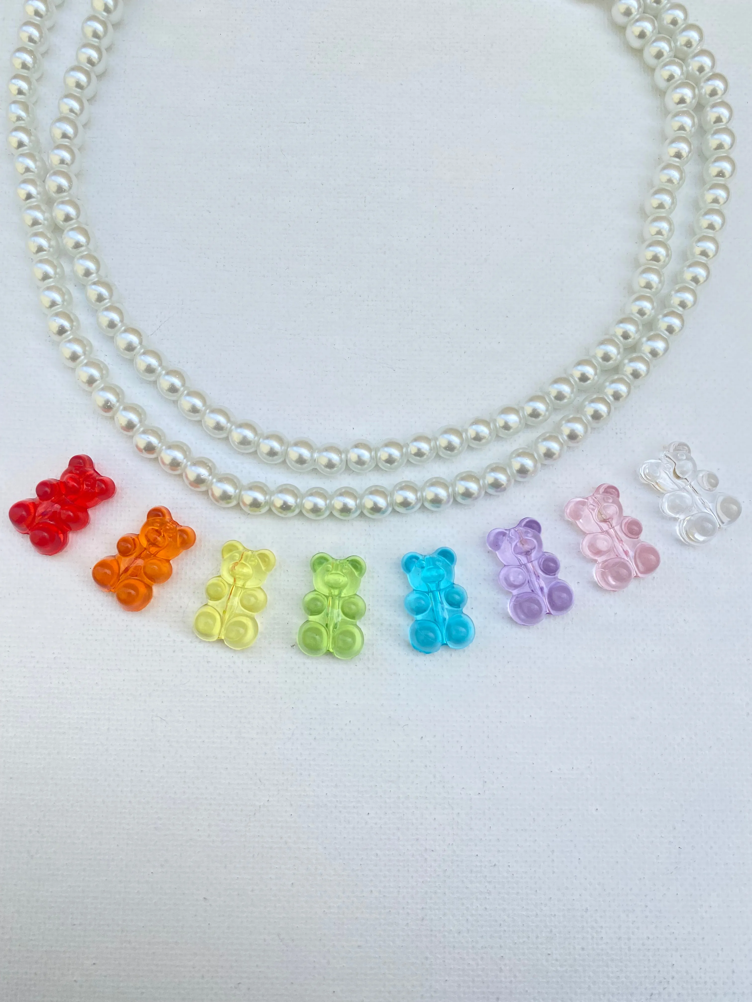 Gummy Bear Necklace Kit: Glass pearls