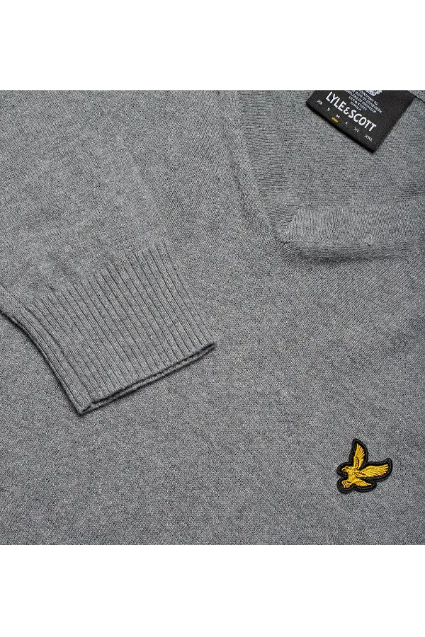 Lyle & Scott Merino V-Neck Knit Grey