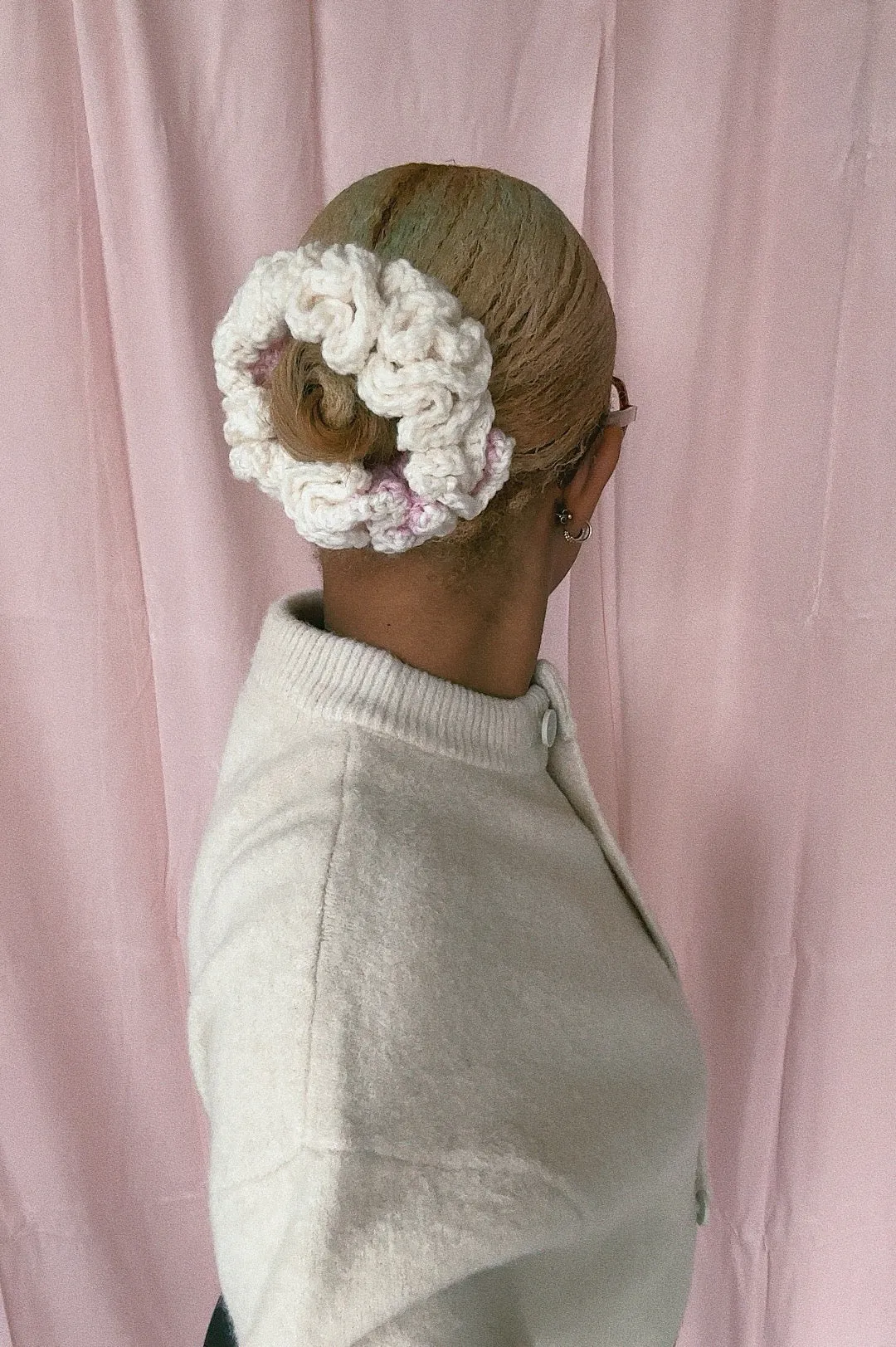 (Medium Size, 1 Of 1) Pink and Ivory Crochet Hair Scrunchies - READY TO SHIP