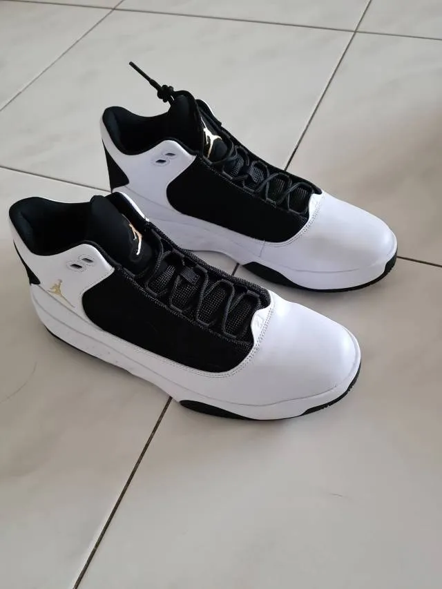 Nike Jorden Max Aura 2