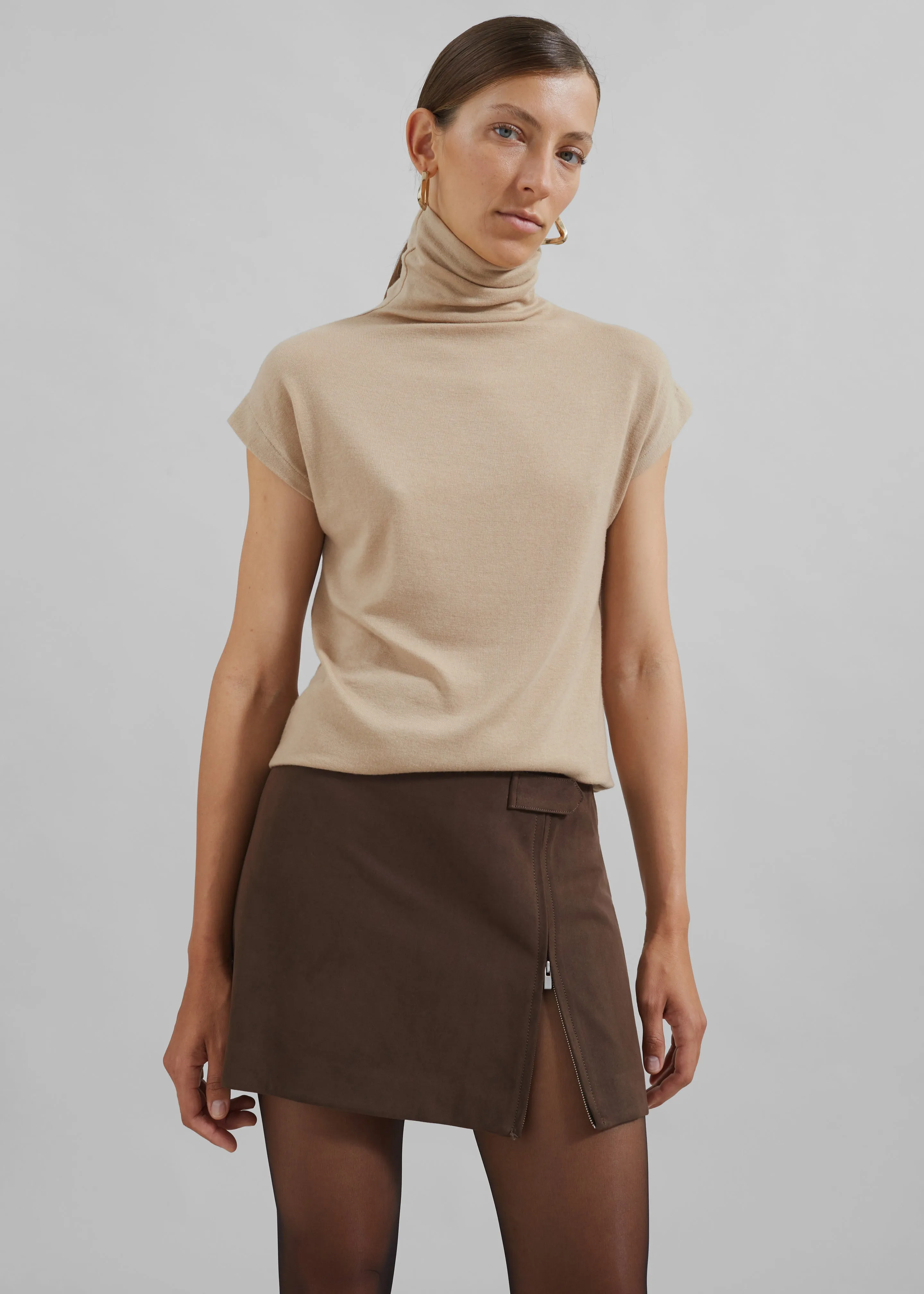 Nile Turtleneck Top - Beige