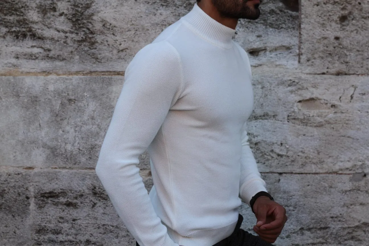 Patrick Knitted Slim-Fit Turtleneck in Ecru