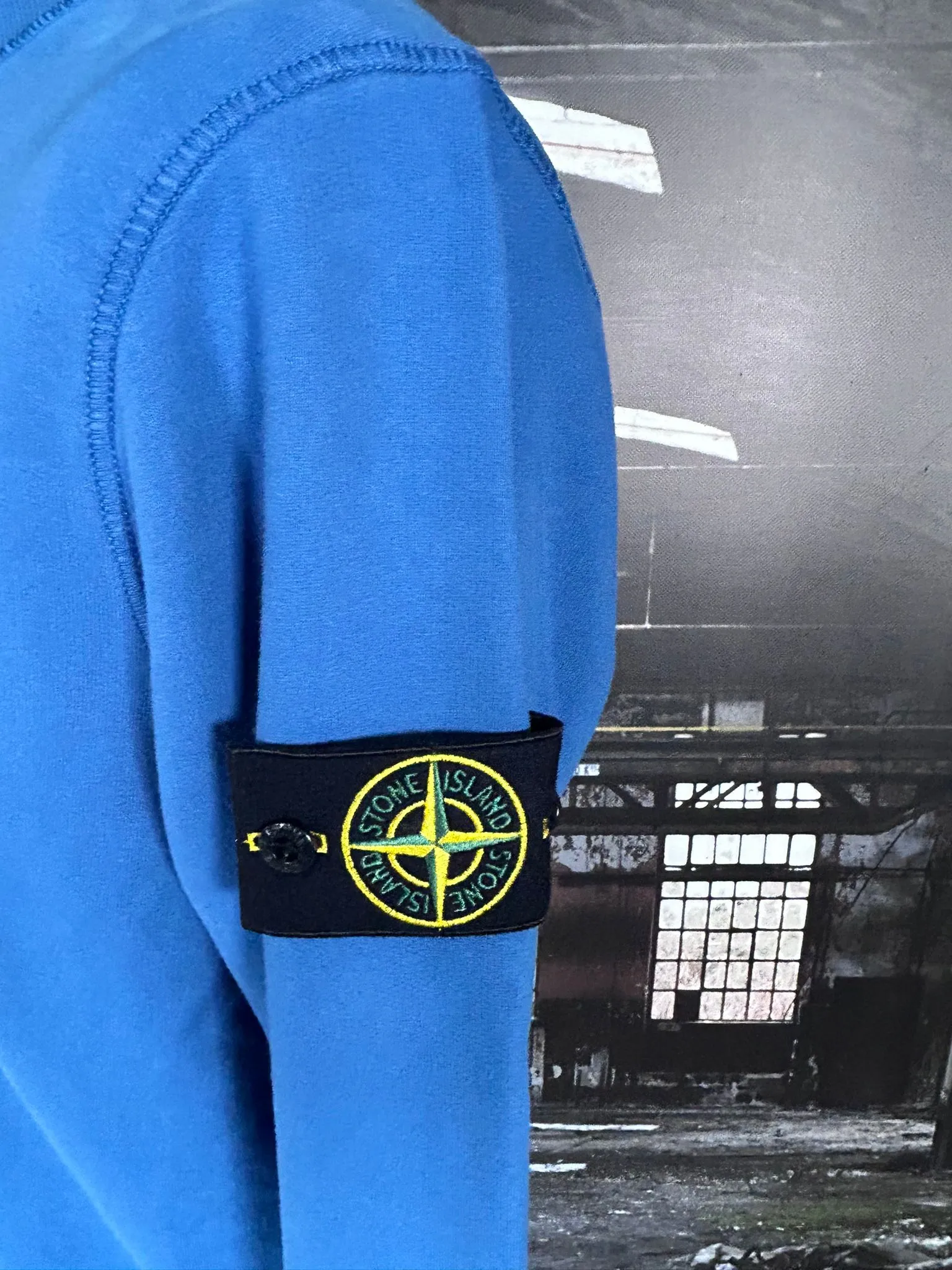 STONE ISLAND CREWNECK SWEATSHIRT