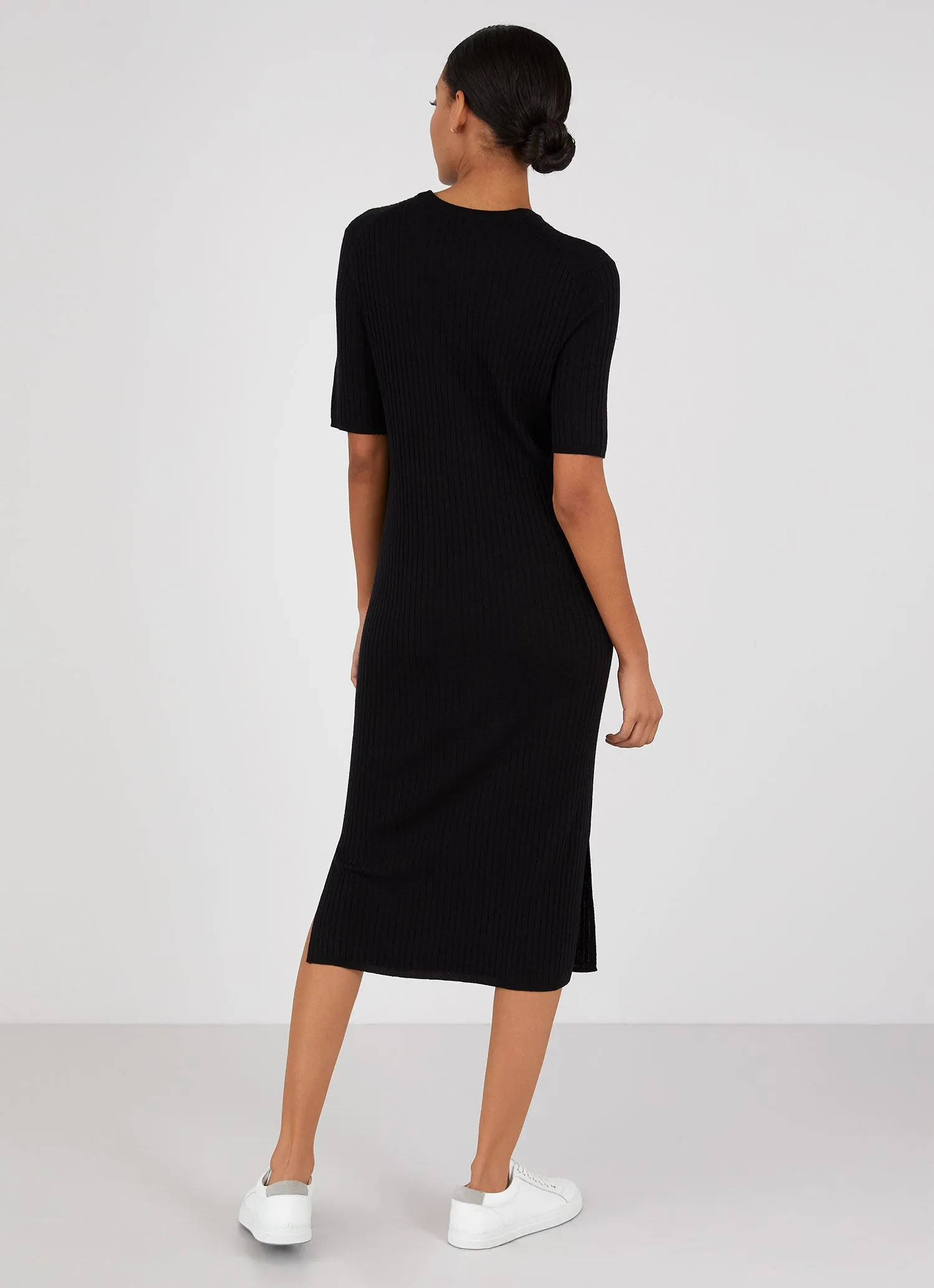 Women's Rib Crew Dress in Black